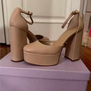☀️ Madden Girl Tan Platform Heels